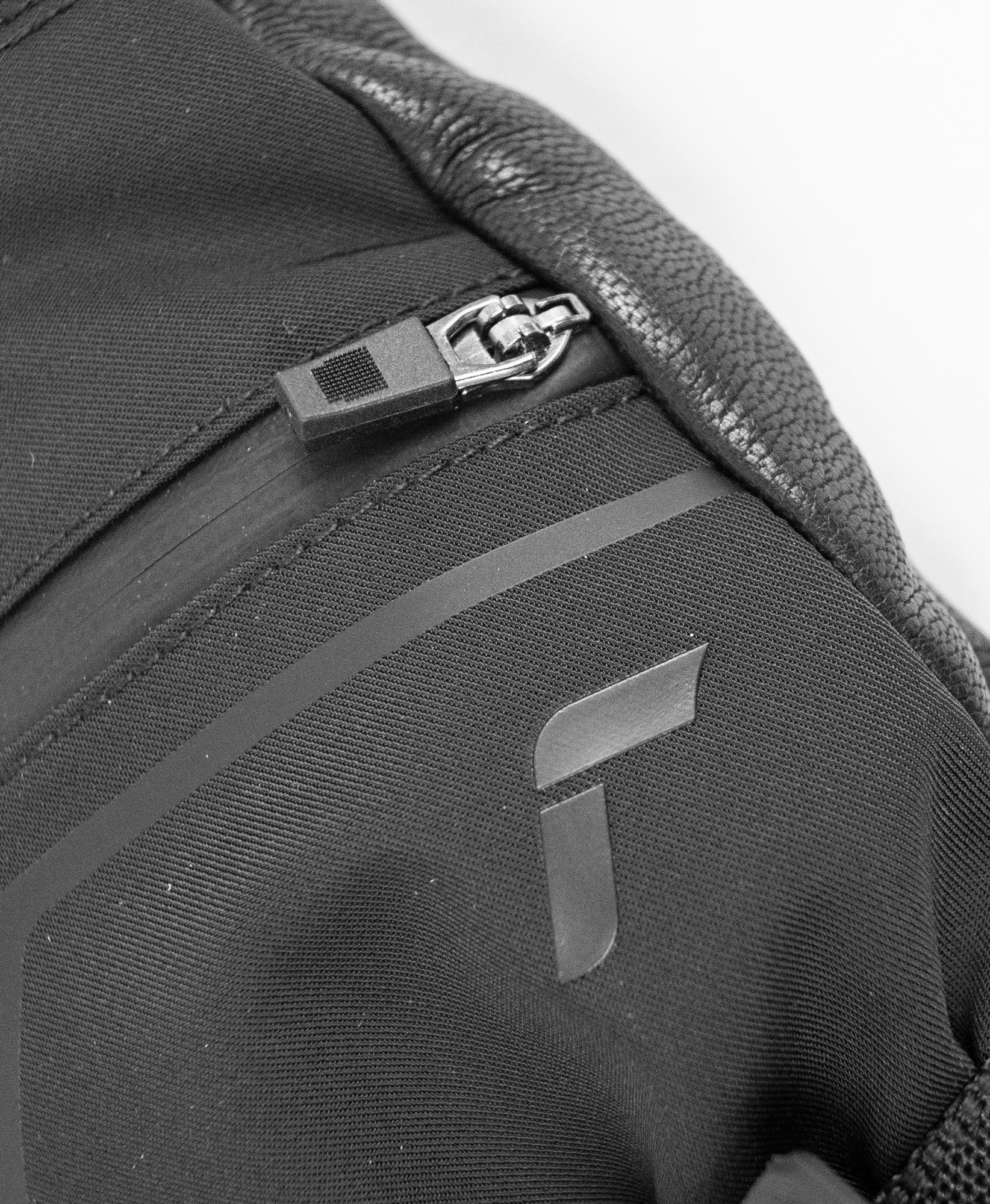 Down Spirit GTX Mitten