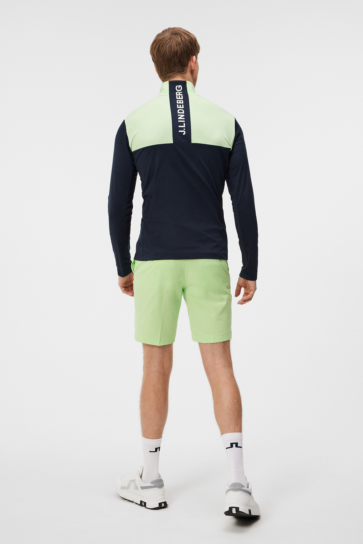 Banks Mid Layer Light