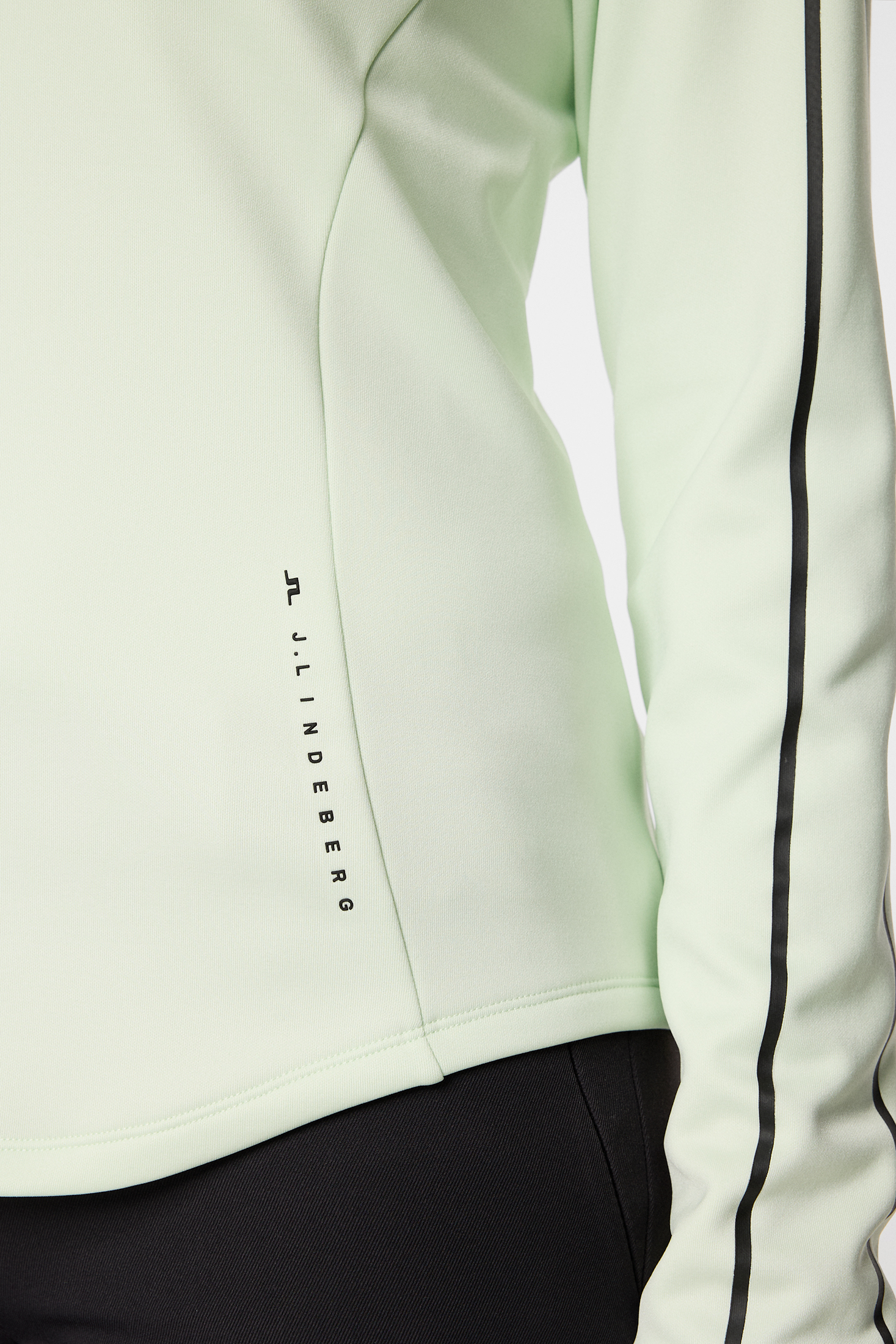 Nefe Quarter Zip Mid Layer