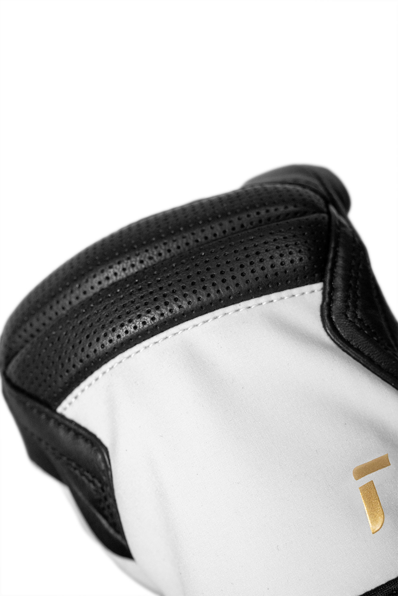 Megan R-TEX® XT